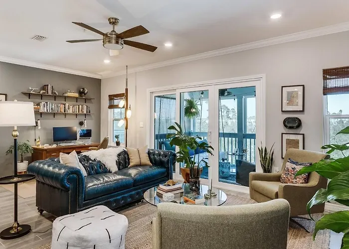 The Commodores Son Holiday home Pensacola